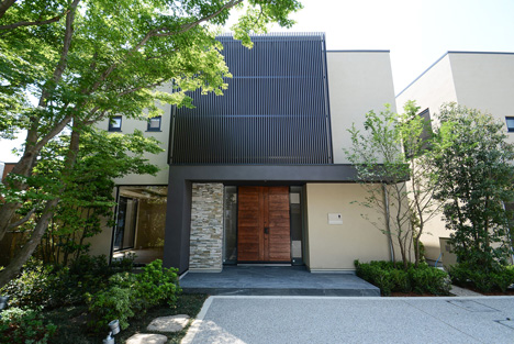 Minami-Azabu Spring Court Exterior Appearance