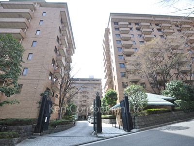 Exterior from near by