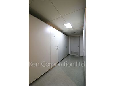 Trunk room
