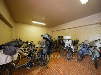  Bicycle-parking Space