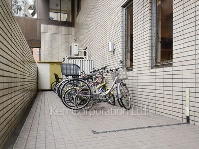  Bicycle-parking Space