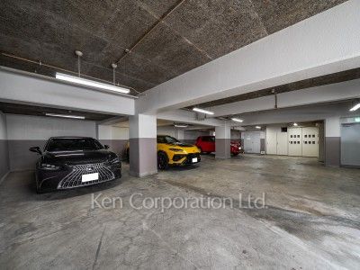 Parking Lot
