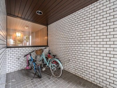 Bicycle-parking Space