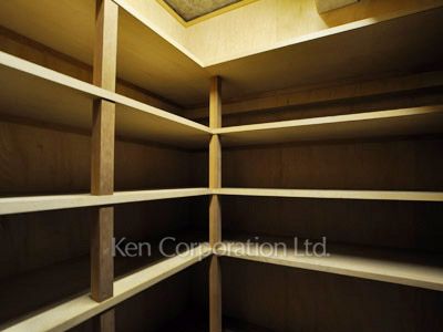 Trunk room
