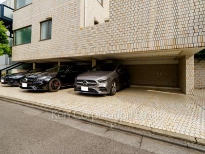 Parking Lot