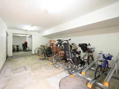  Bicycle-parking Space