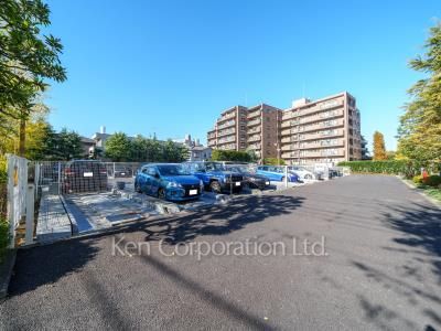  Parking Lot