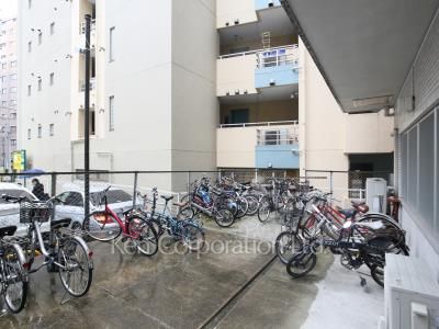 Bicycle-parking Space