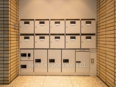  Mail/Delivery box