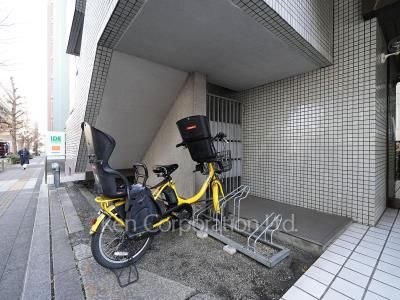  Bicycle-parking Space