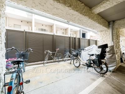  Bicycle-parking Space