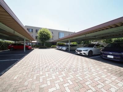  Parking Lot