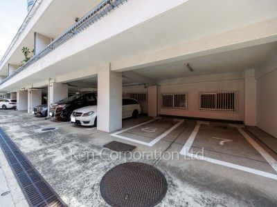 Parking Lot