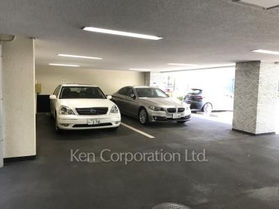 Parking Lot