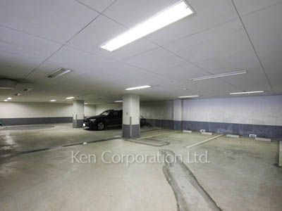  Parking Lot