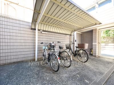 Bicycle-parking Space
