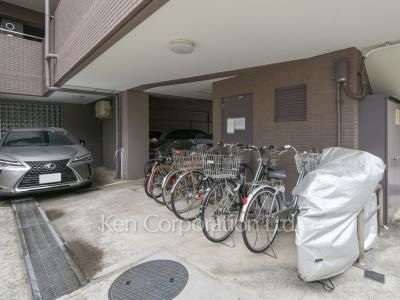  Bicycle-parking Space