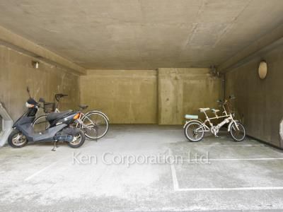 Bicycle-parking Space