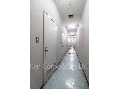 Trunk room