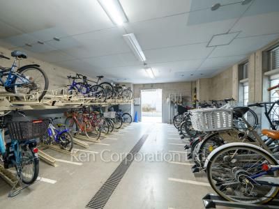  Bicycle-parking Space