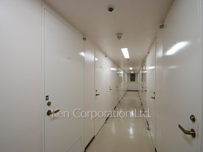 Trunk room