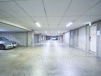  Parking Lot