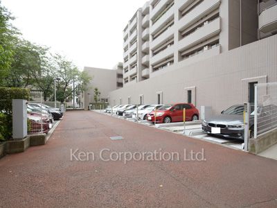  Parking Lot