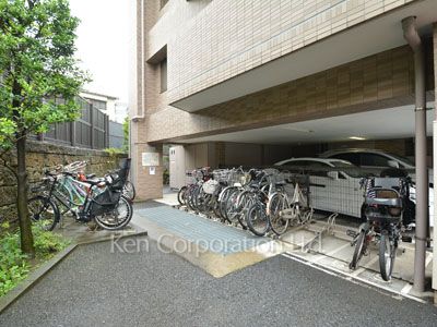  Bicycle-parking Space