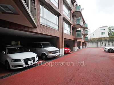  Parking Lot