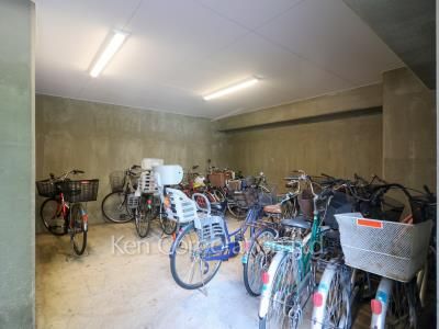  Bicycle-parking Space
