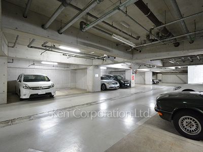  Parking Lot