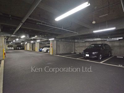 Parking Lot
