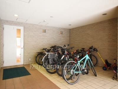  Bicycle-parking Space