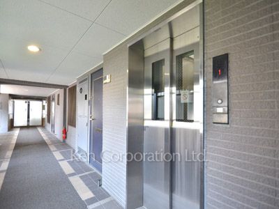 Building entrance
