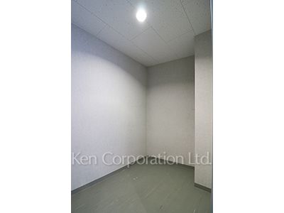Trunk room