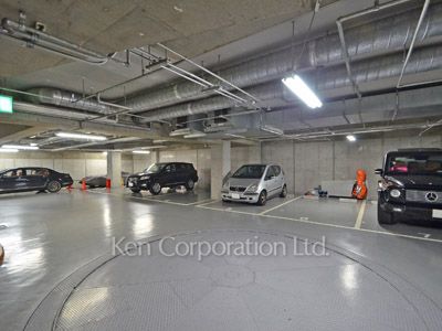  Parking Lot