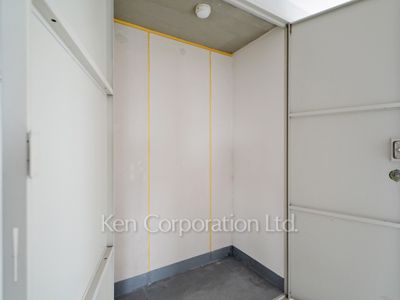 Trunk room