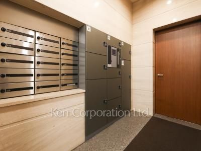  Mail/Delivery box
