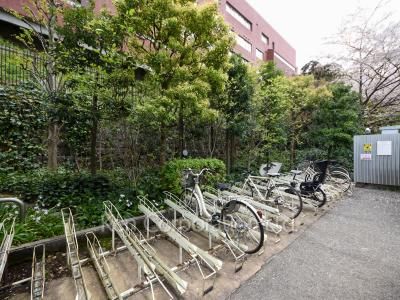 Bicycle-parking Space