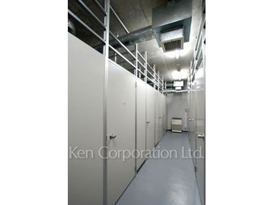 Trunk room
