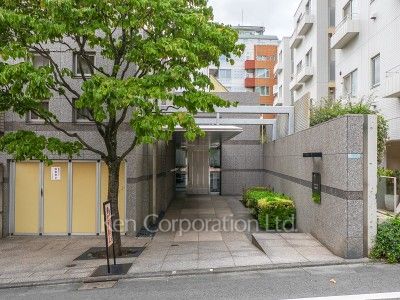 Building entrance