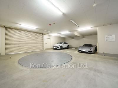  Parking Lot