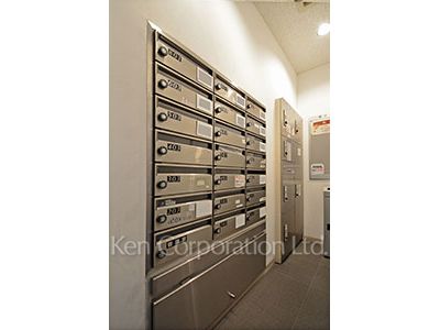  Mail/Delivery box