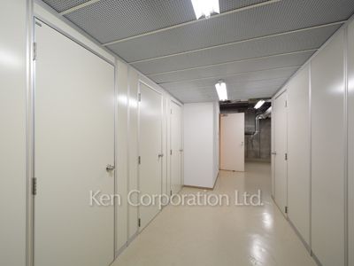 Trunk room