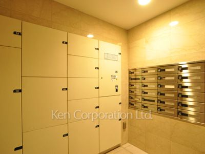  Mail/Delivery box