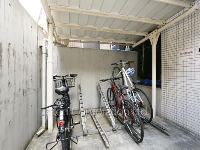  Bicycle-parking Space