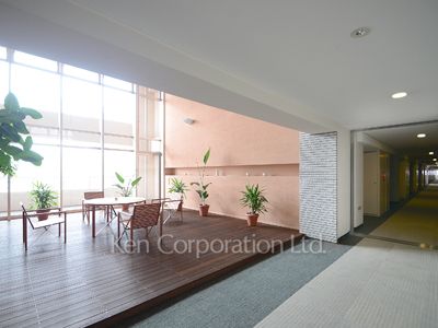  Corridor