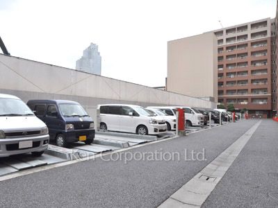 Parking Lot