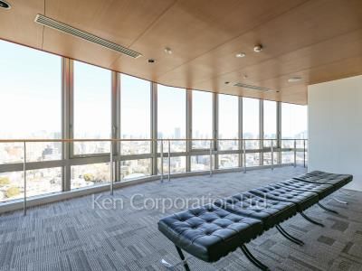  Sky View Lounge