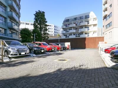  Parking Lot